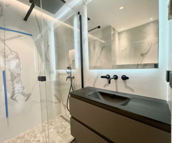 BILOCALE COMPLETAMENTE RISTRUTTURATO - FONTVIEILLE | 1/12