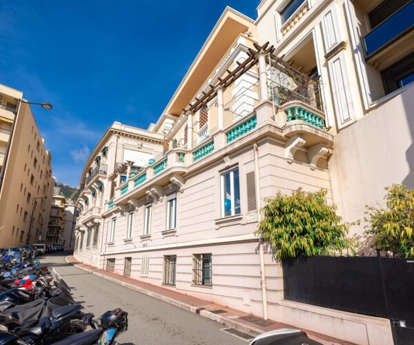 6 ROOMS - VILLA MINERVE | 1/23