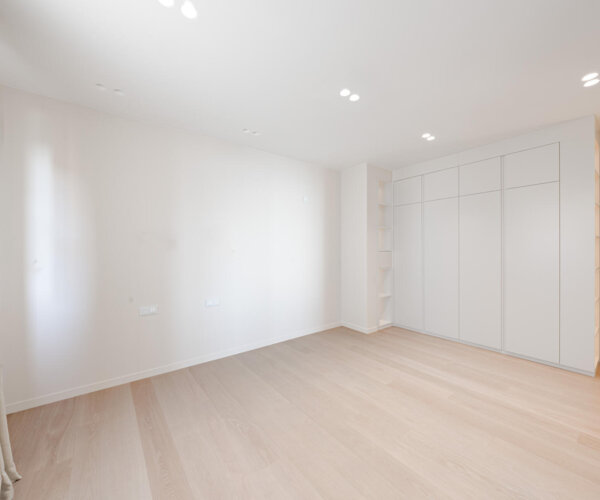 STUPENDO APPARTAMENTO DI QUADRILOCALI COMPLETAMENTE RISTRUTTURATO - GRANDE BRETAGNE | 1/29