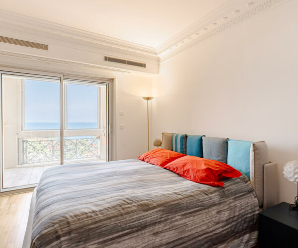 GRANDE TRILOCALE - FONTVIEILLE LATO MARE SEASIDE PLAZA | 1/12