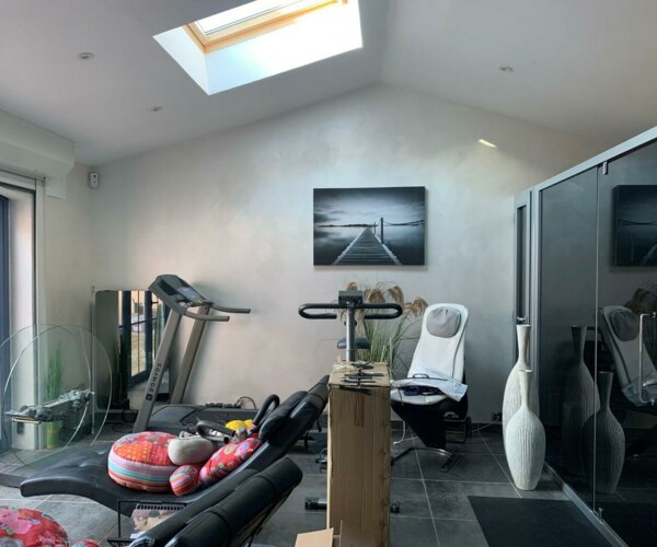 VILLA WITH POOL IN RESIDENTIAL AREA | 1/15