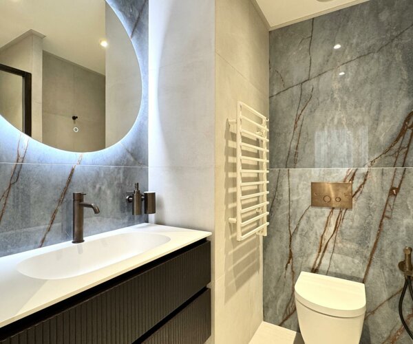 MONTE-CARLO - SUPERBE APPARTEMENT 4 PIÈCES AU VICTORIA | 1/12