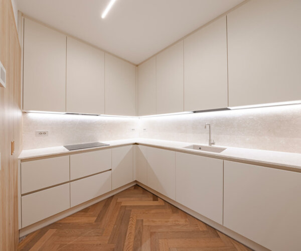 SPACIEUX 3 PIECES RENOVE SUR LE PORT - LE SUFFREN | 1/25